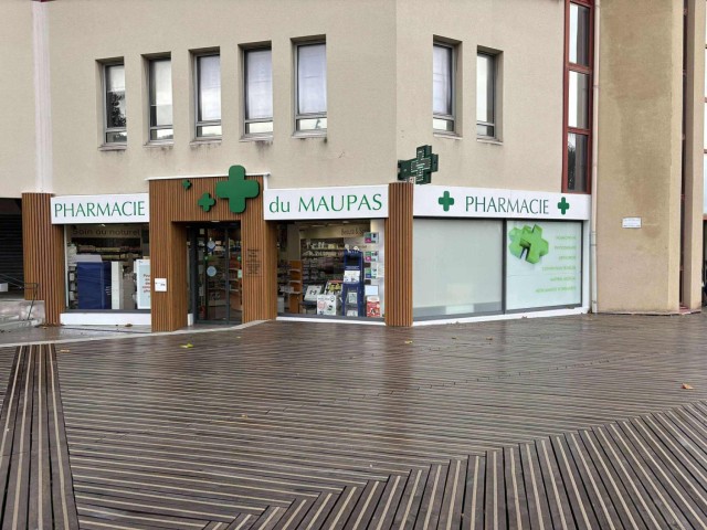 facade-pharmacie-2__